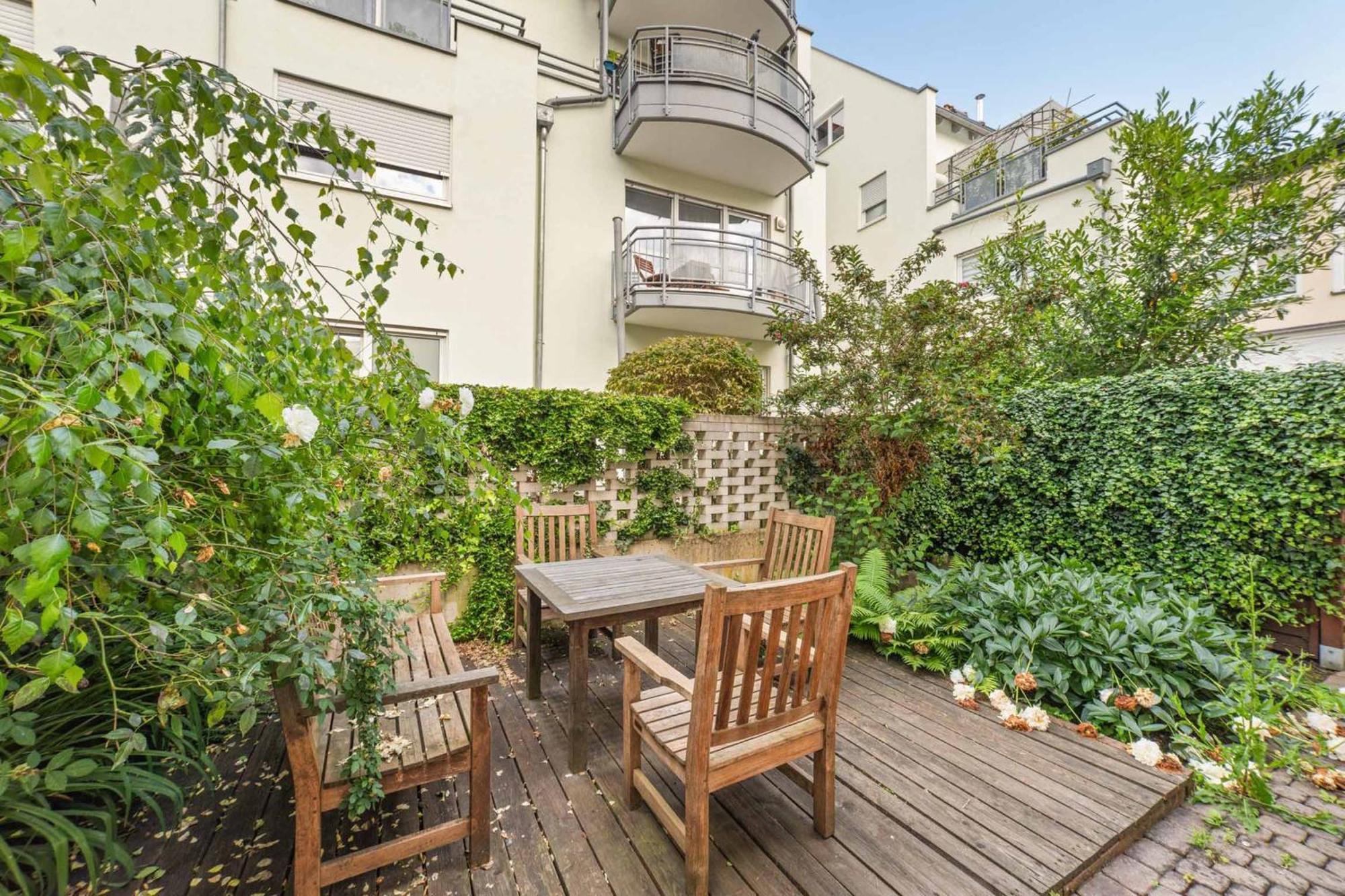 Apartment Am Albertsplatz Coburg Bagian luar foto
