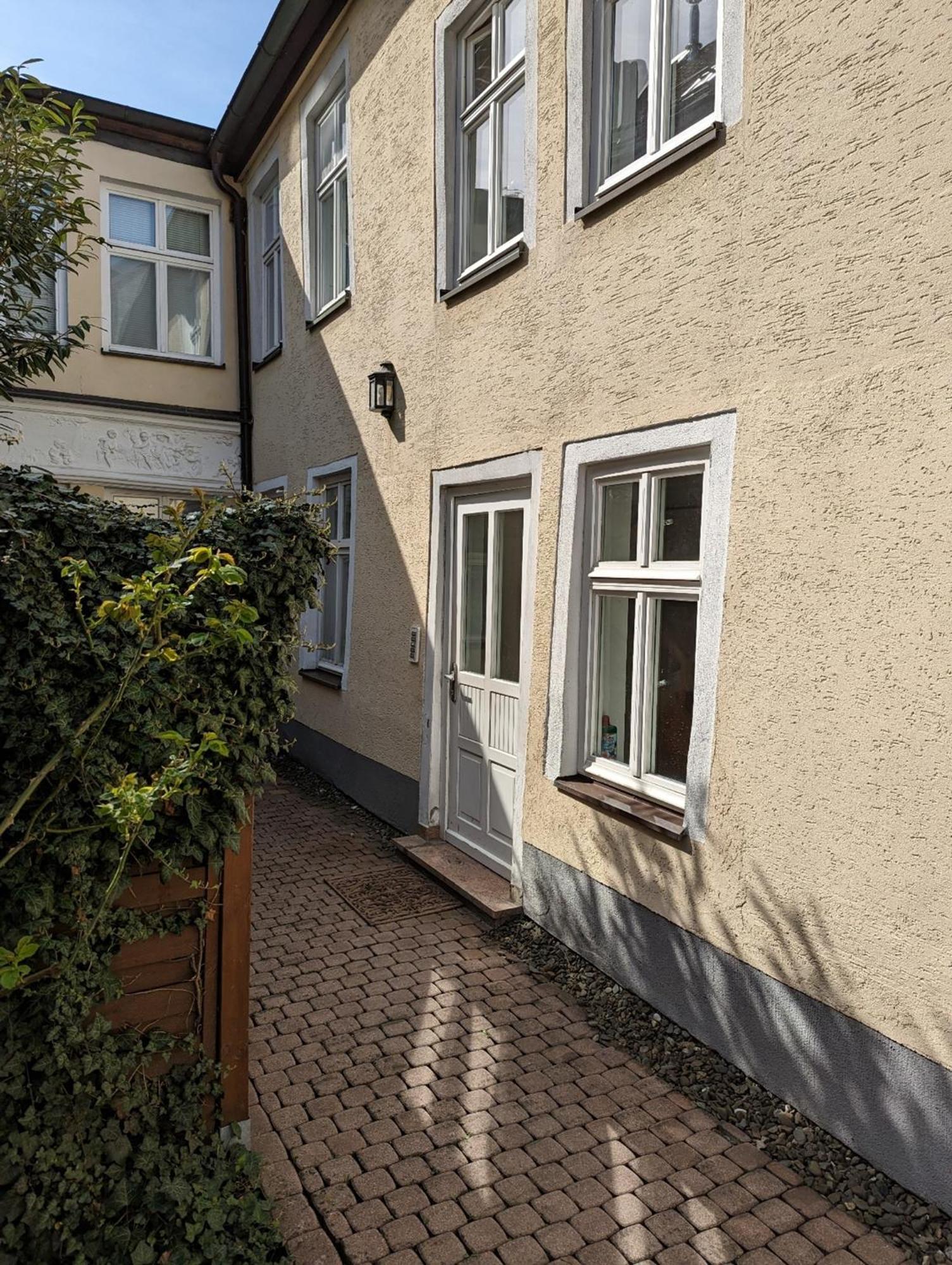 Apartment Am Albertsplatz Coburg Bagian luar foto